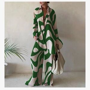 Green and White Women’s Wide Leg Pant Suit with Abstract Print